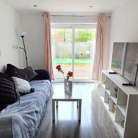 Trendy, Modern Garden Posh Peckham Apartment Londyn Zewnętrze zdjęcie